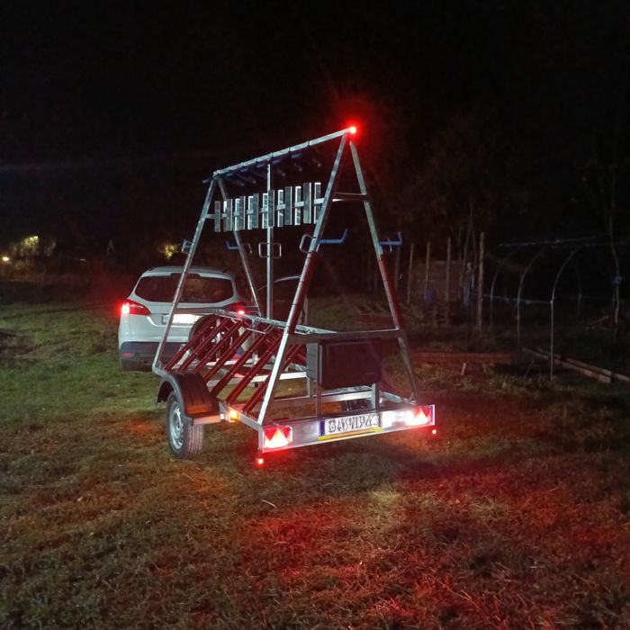 Przyczepa do przewozu 16 rowerów