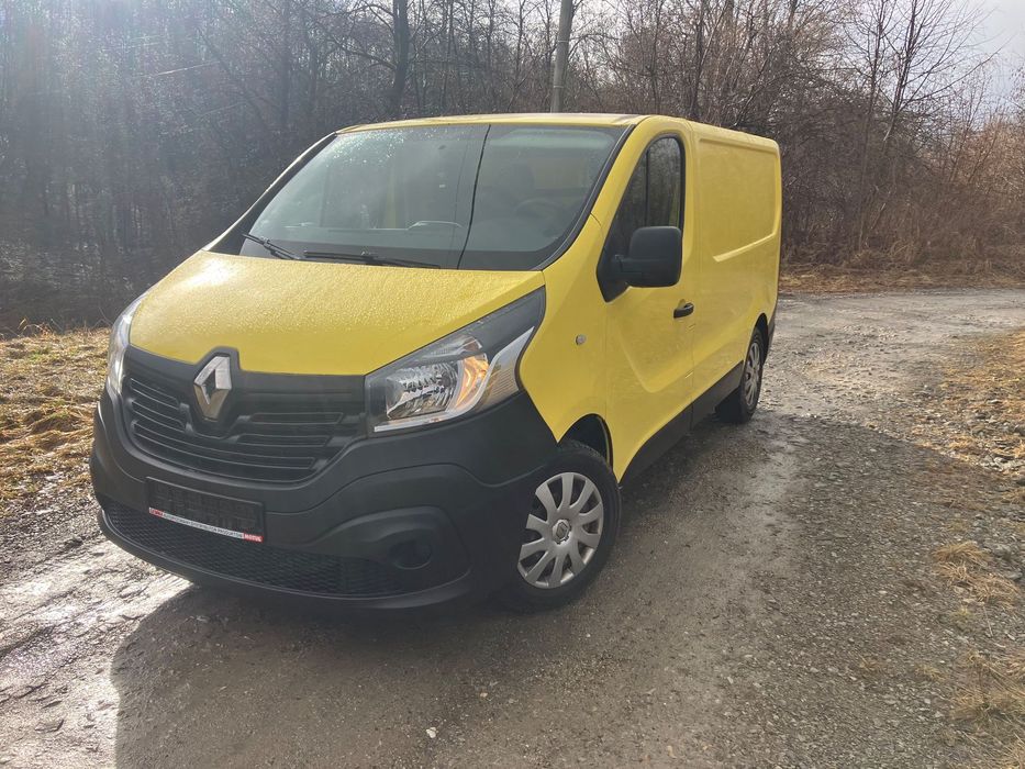 Renault Trafic Vivaro Nv300 t6 Vito Custom  Hak/doinwestowany/Sprowadzony/bezwypadkowy/Zadbany