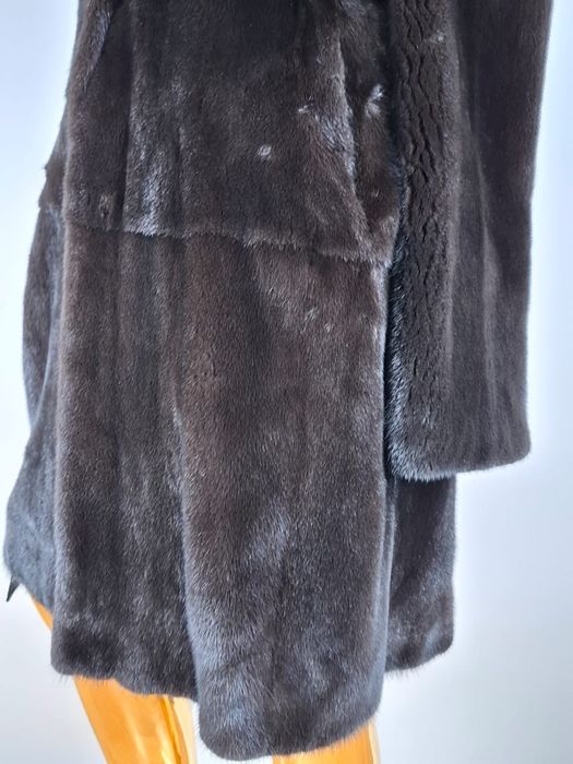 Норкова шуба фірми Marco vanoli