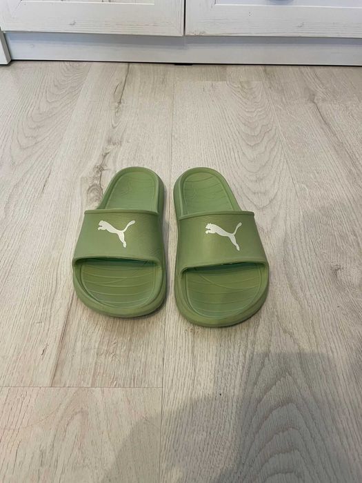 Klapki damskie Puma roz. 37 24 cm