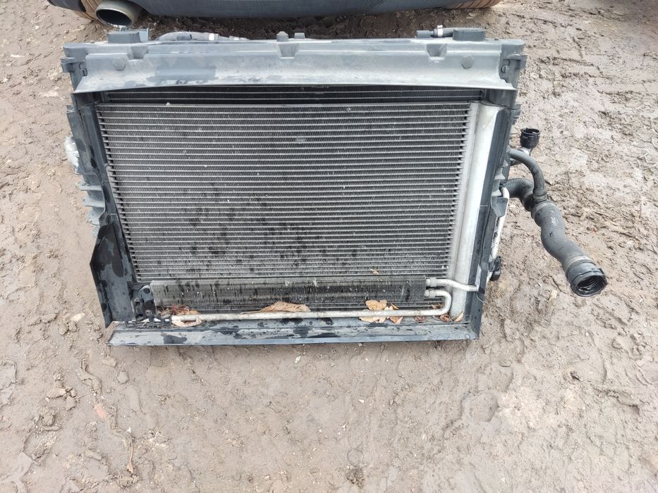 Komplet chłodnic BMW E65 M54 automat Stan bdb 3.0 2.5 2.2 Oryginalne