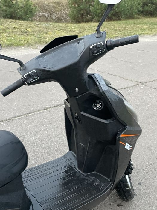 Продам електро скутер в хорошому стані