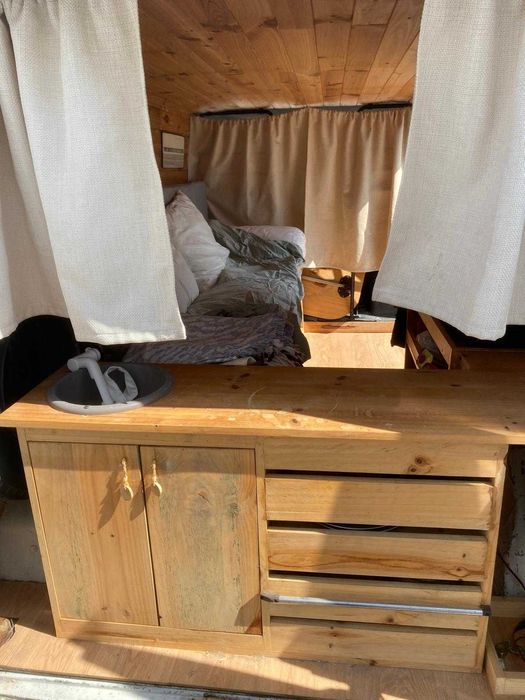 Carrinha Mercedes MB100 - TRANSFORMADA