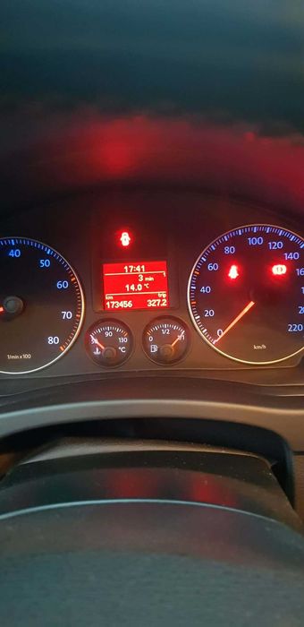 Sprzedam auto Golf 5 Plus
