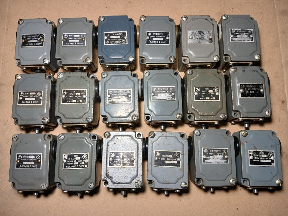 Кінцеві вимикачі ВПК-2110