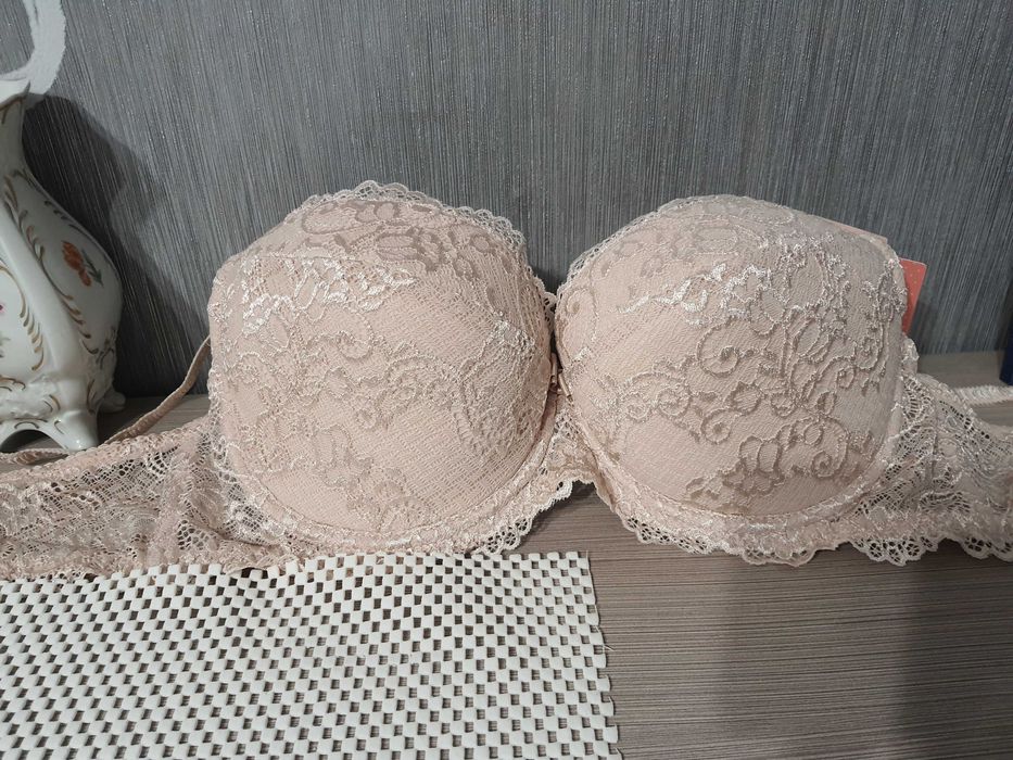 Продам новий бюстгалтер клео