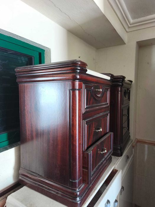 Conjunto moveis de quarto, cama mesa cabeceira Cômoda movel TV