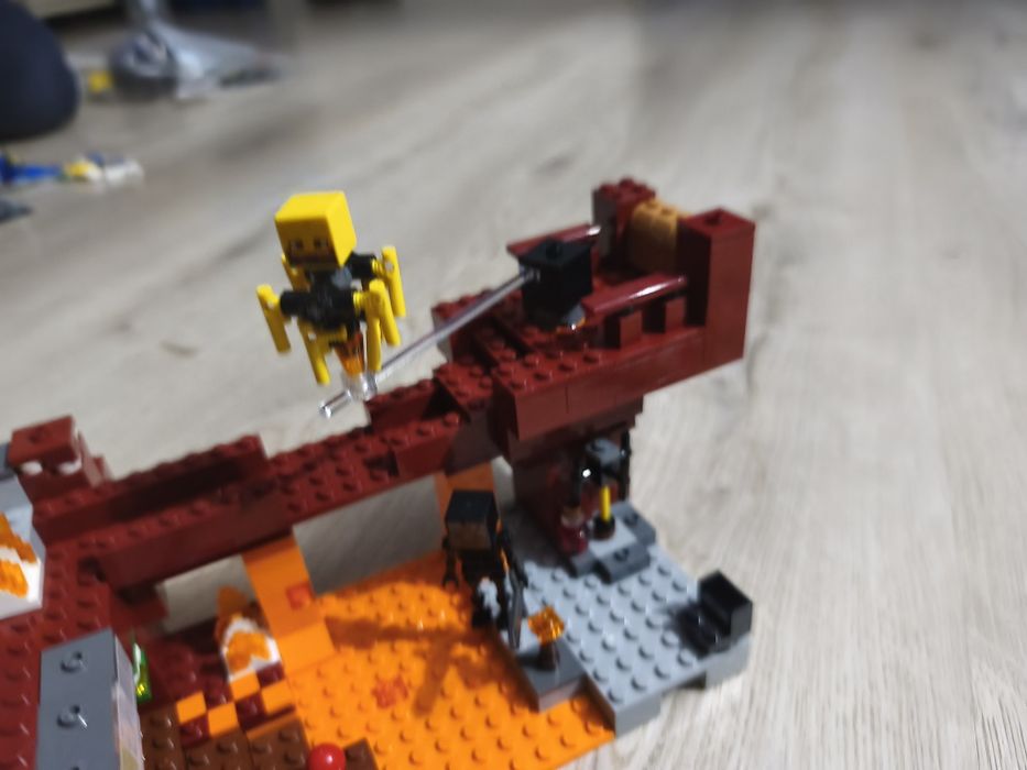 LEGO Minecraft 21154 Most Płomyków