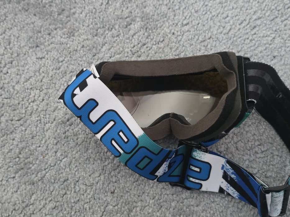 Google na narty snowboard wed'ze
