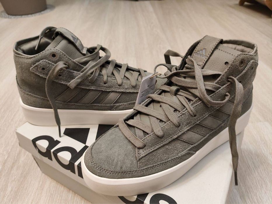 Взуття Adidas замша