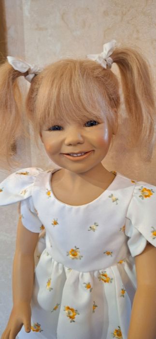 Коллекционная,виниловая кукла