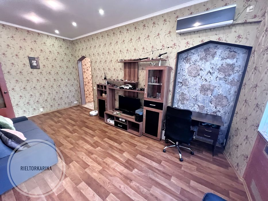 Продаж 2к квартири в центрі міста Соборна/В. Морська на 4 поверсі з 4 - View 2