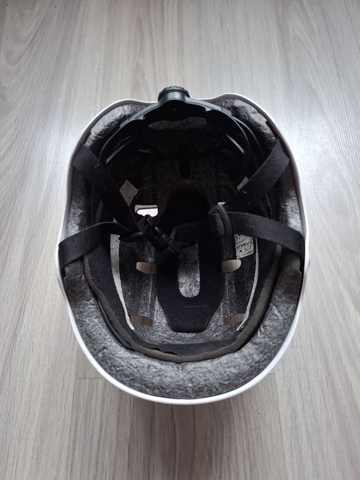 Biały kask dziecięcy Oxelo