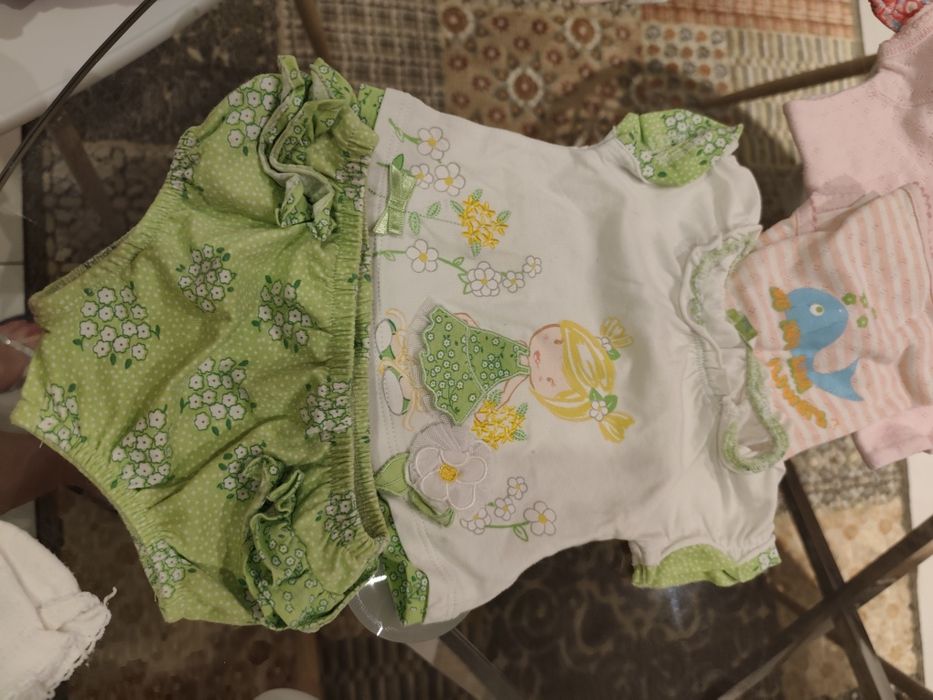 Lote de roupa menina bebé 1 - 6 meses