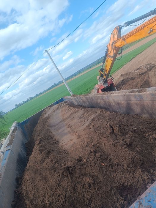 Czarnoziem torf ziemia ogrodowa przesiewana