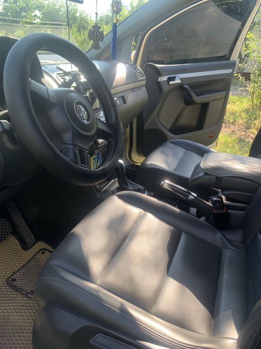 Продаю власний автомобіль