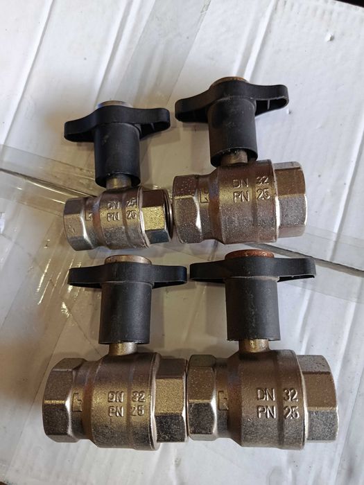 Кульові крани/шарові крани