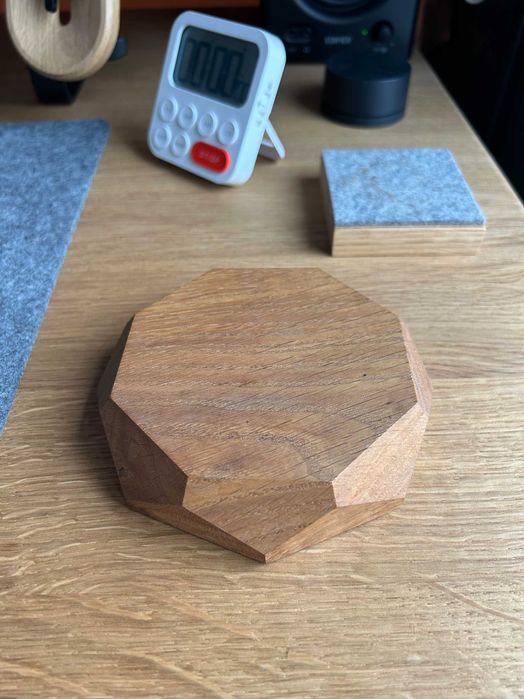Ładowarka bezprzewodowa Oakywood Geometric