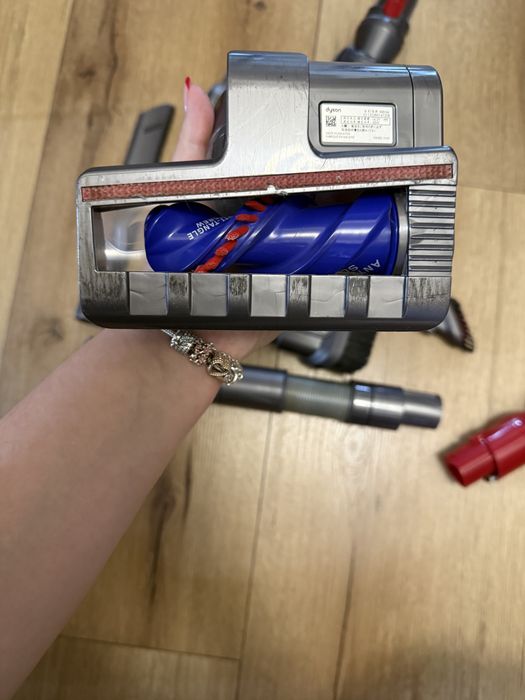 Dyson v12 detect slim