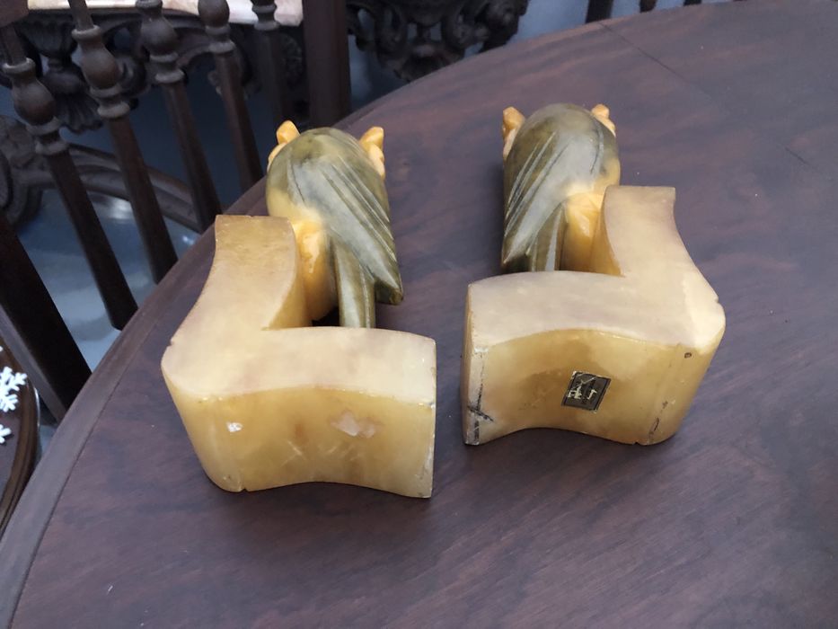 Prcas antigas. Cerra livros