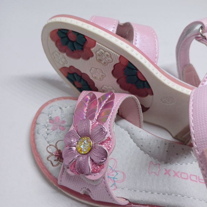 Nowe sandały roz 25 wkładka skórzana profilowana 16.5 cm