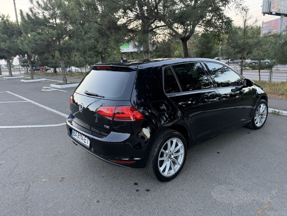 Продам Golf-7 2017 года