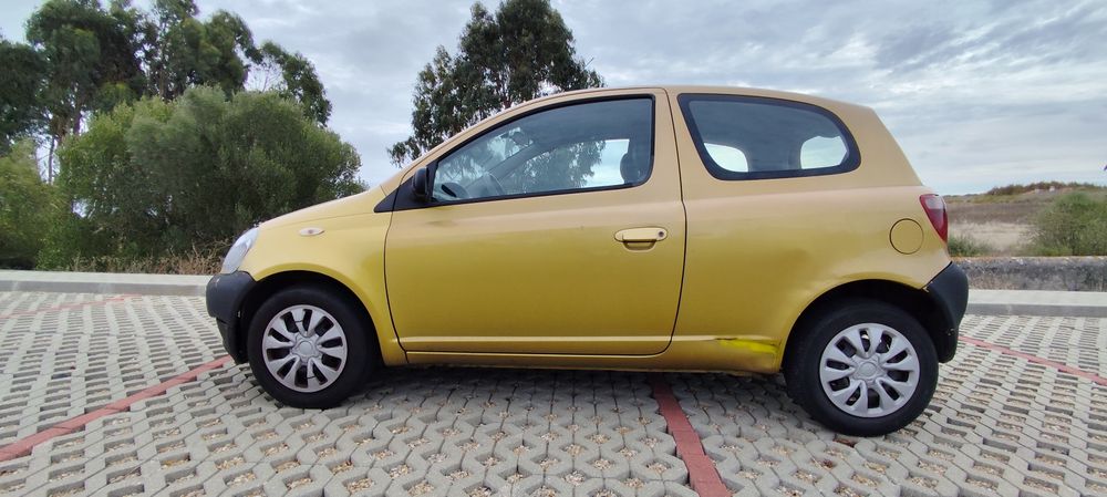 Toyota Yaris 1999 — photo 3