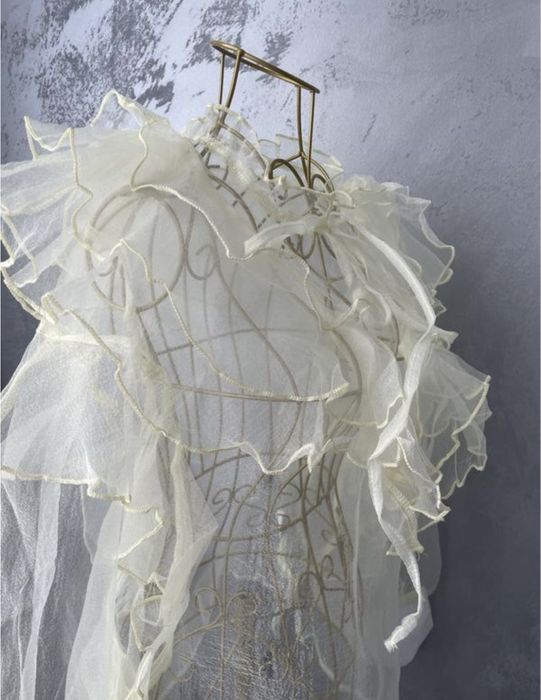 ефектна трендова блуза