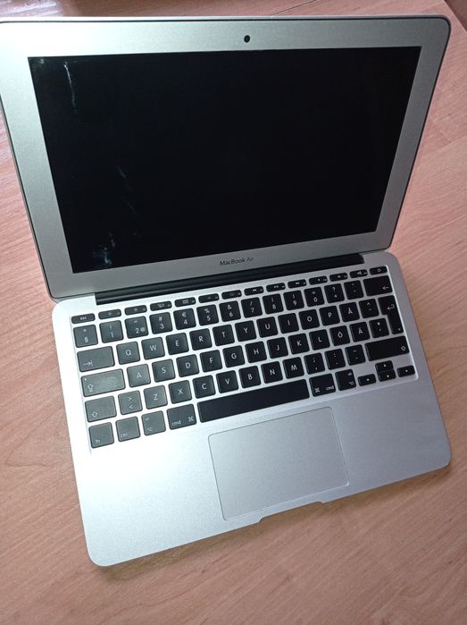 MacBook Air A1465