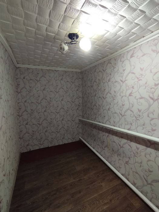Продам 1/3 частину будинку у м. Берестин