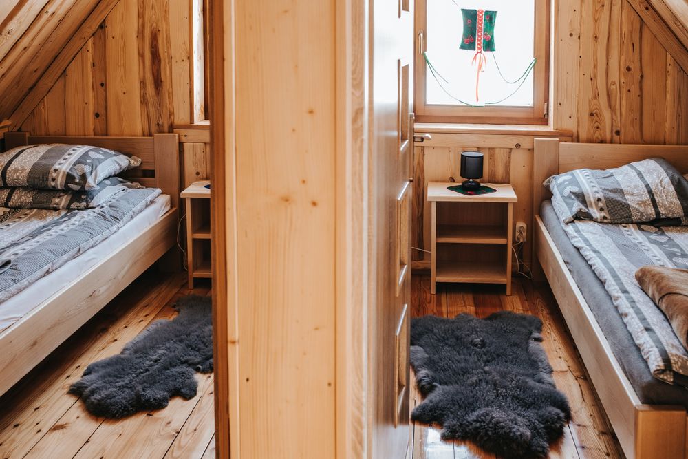 Góralska Zagroda, nocleg w domku nad jeziorem Czorsztyńskim