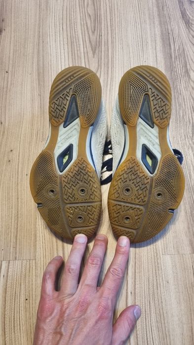 Buty pongori 37 23,5cm