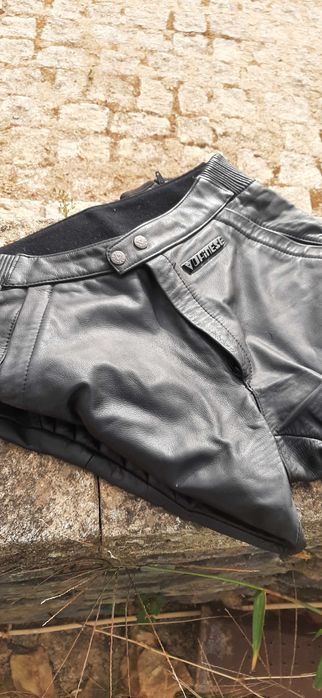 Calças Dainese em couro como novas  nunca usadas