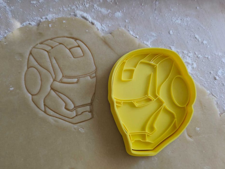 MARVEL Foremki do ciastek, pierników, modeliny