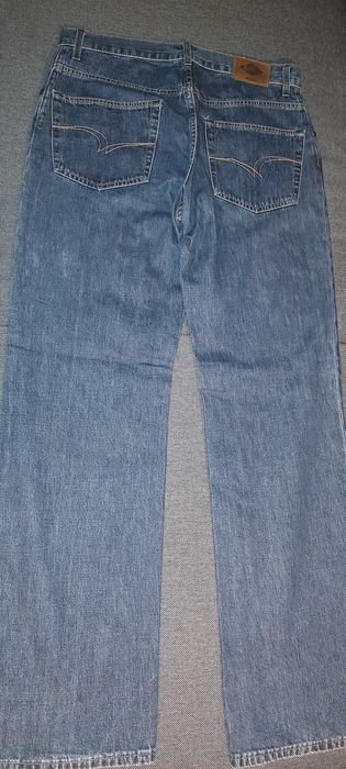 Spodnie jeans firmy Lee Cooper w rozmiarze 33/34