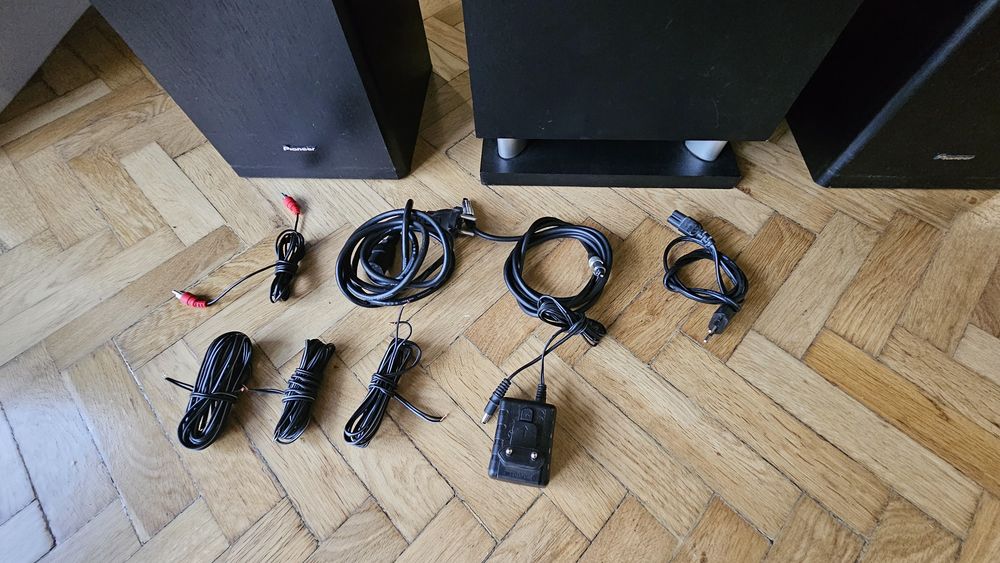 Продам домашний кинотеатр Pioneer( рес+аккуст+саб+двд+hd): 15 999 грн ...