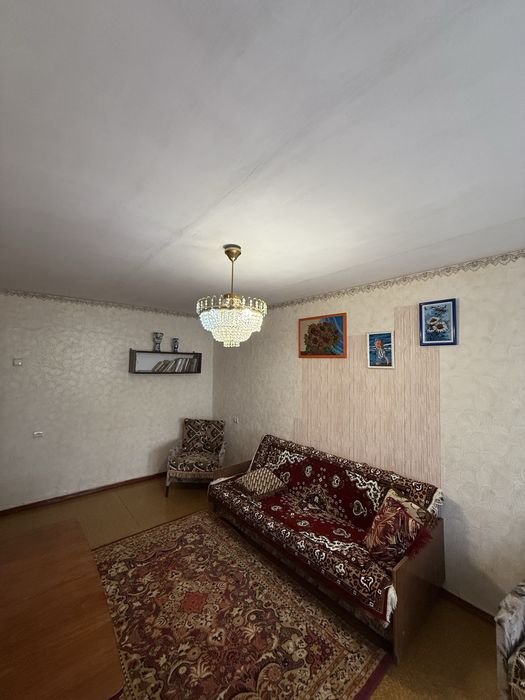 Продается 2 комнатная квартира. Кирпичный дом. Славянск.