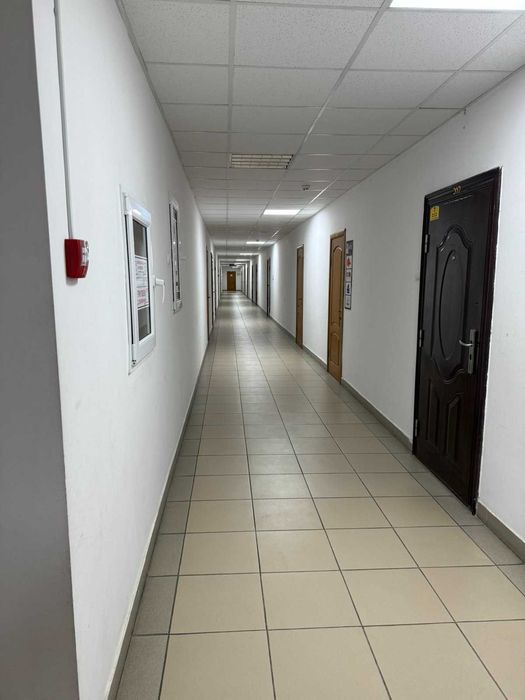 оренда офісного приміщення чи приміщення для надання послуг - з ремонтом та кондиціонером, вул.Сахарова. Без комісії