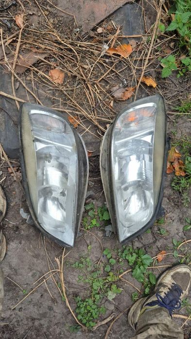 Фари Опель зафіра а