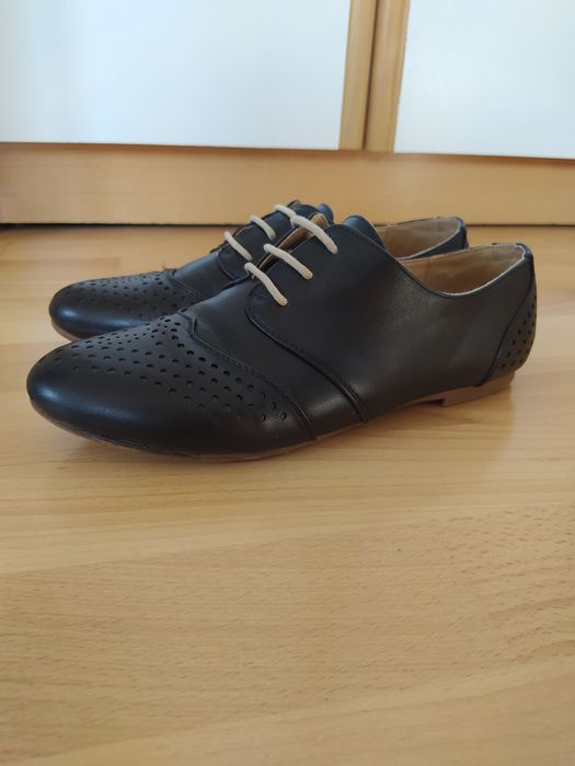 Skórzane czarne buty