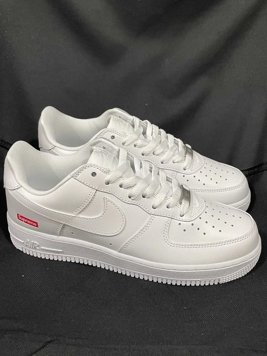 Nike Air Force 1 Low Supreme Biały 45