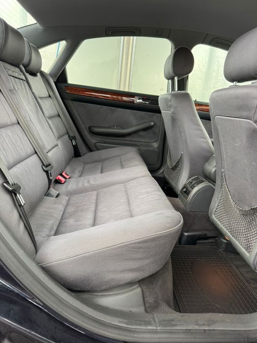 Audi A6 1.8Audi A6 1.8 T a GPL BRC

Vendo Audi A6, está na família des