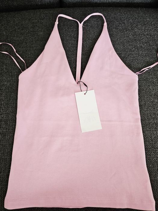 Prążkowany, bawełniany top halter, o 40 zł TANIEJ!