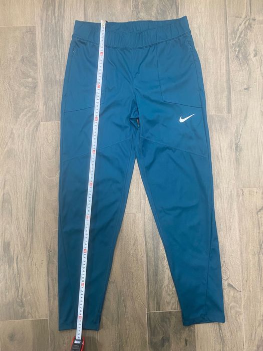 Жіночі спортивні фірмові штани Nike, розмір XS