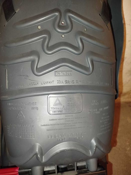 fotelik rowerowy bagażnikowy. Max  25kg