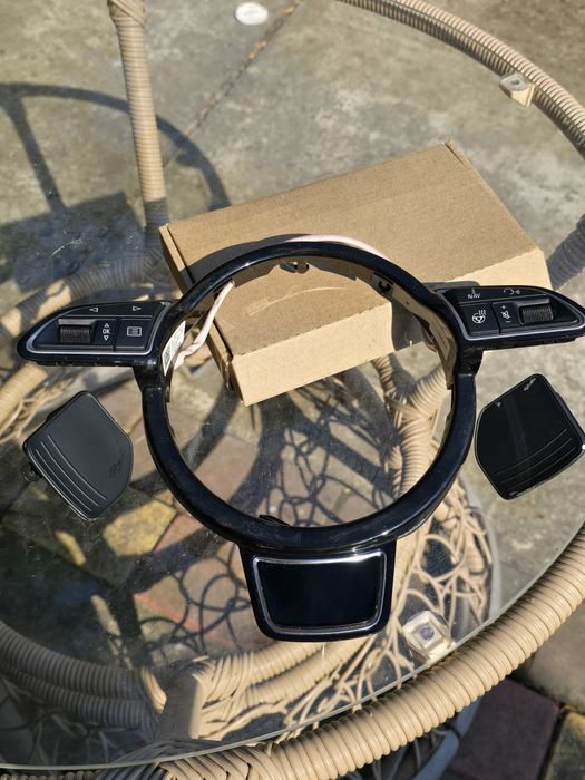 Кнопки керуваня керма Audi A6/A7 C7