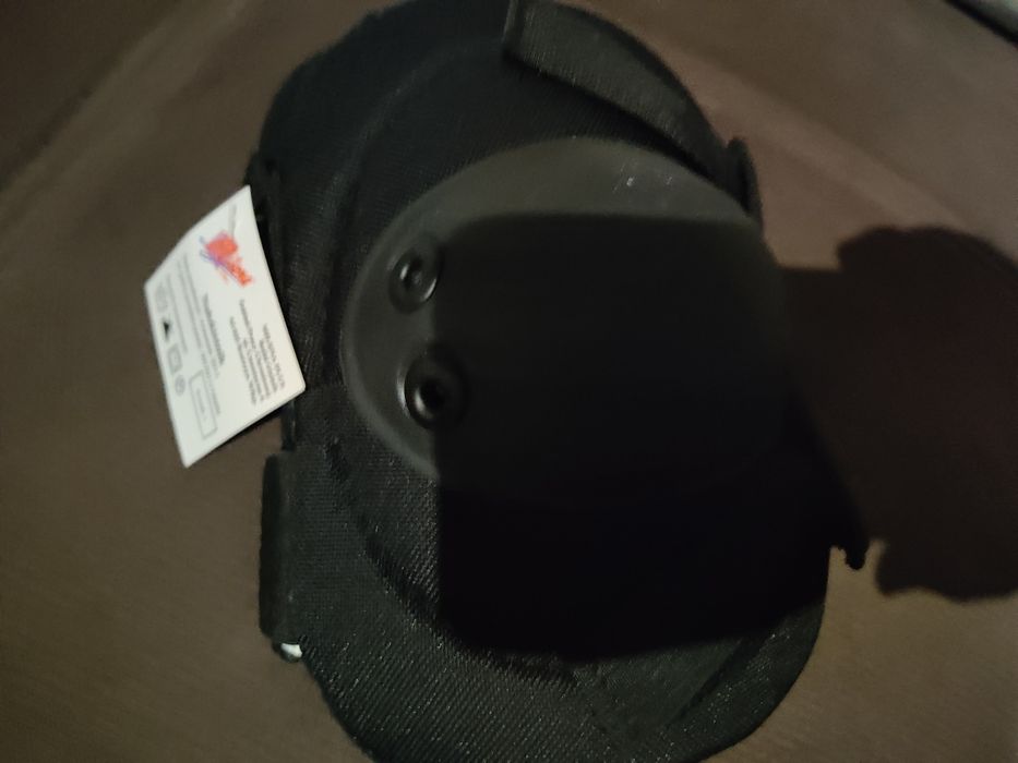 Nałokietniki czarne