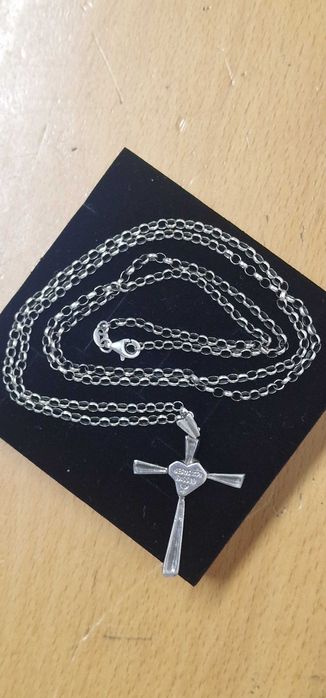 Colar prata 75cm com cruz