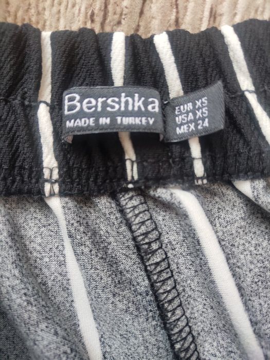 ***Штани з кишенями***