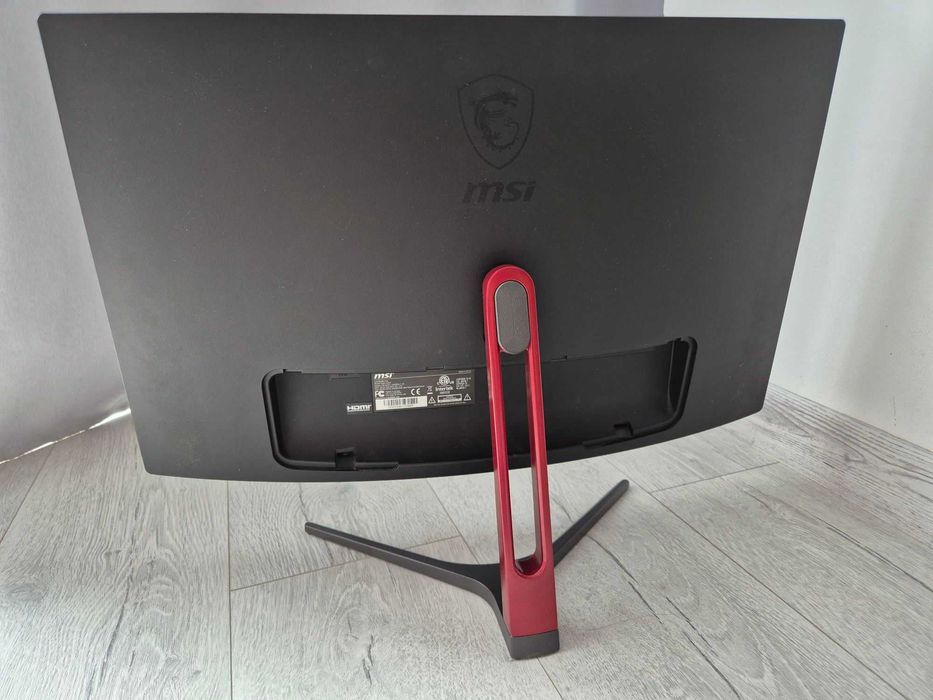 вигнутий 24" ігровий 144Hz монітор MSI Optix G24C (HDMI+DP+DVI)